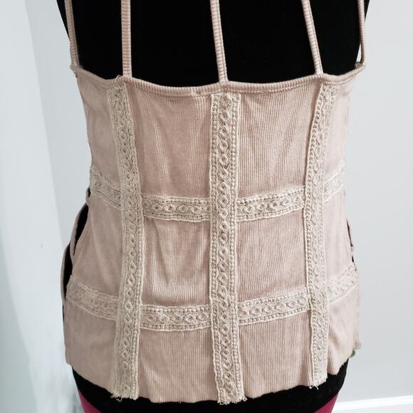 NEW Willow & Root Mauve Embroidered Strappy Halter Neck Top Large Feminine Girly - Picture 8 of 10